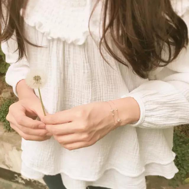 戴什么饰品好看又洋气,怎样戴饰品才显得有气质