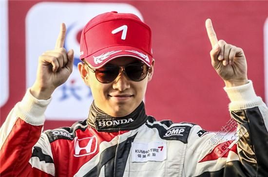 今日武汉｜别用一次性手套抓小龙虾吃；拼团疑遇套取个人信息