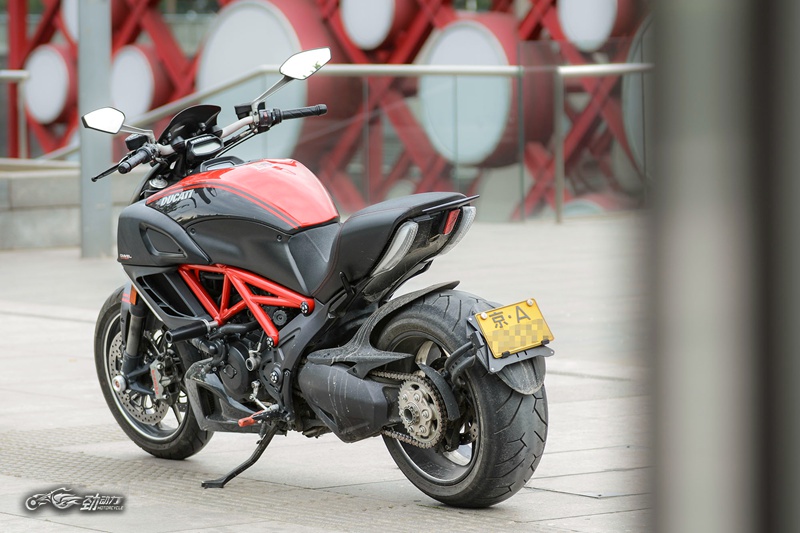 2019款杜卡迪大魔鬼diavel,2021款杜卡迪diavel评测