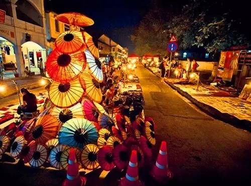 琅勃拉邦特点夜市,琅勃拉邦小夜市攻略