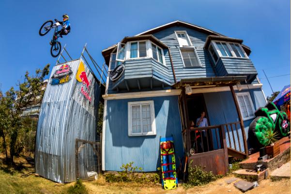 法比奥城市速降原声视频,法比奥城市速降视频