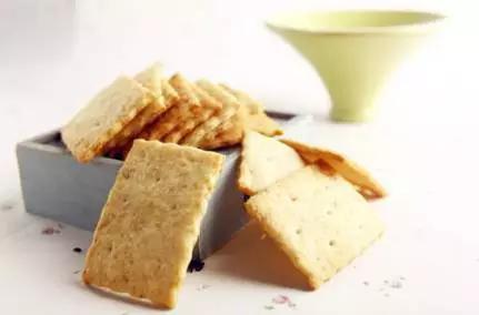 孕期半夜老是饿醒正常吗,孕期饿了吃什么充饥