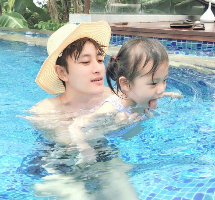 宝宝被晒伤有什么急救方法,宝宝如何防晒及晒伤护理