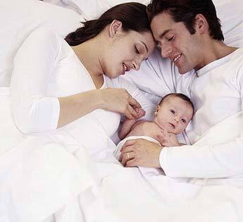 涨姿势！外国人是这样坐月子的