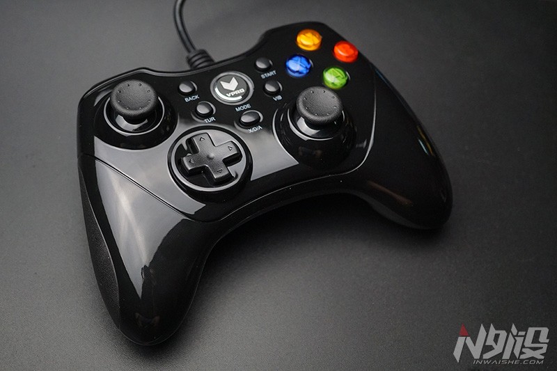 雷柏v600游戏手柄评测,雷柏v600s手柄无线连接