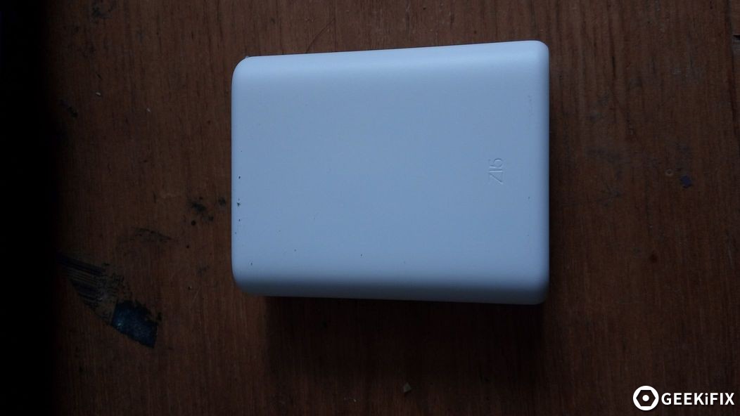 geekifix:紫5双向镍氢电池充电器拆解