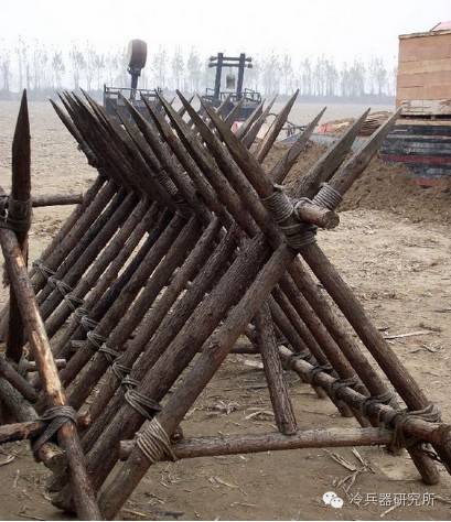 铁蒺藜：永不过时的防御性*器武**