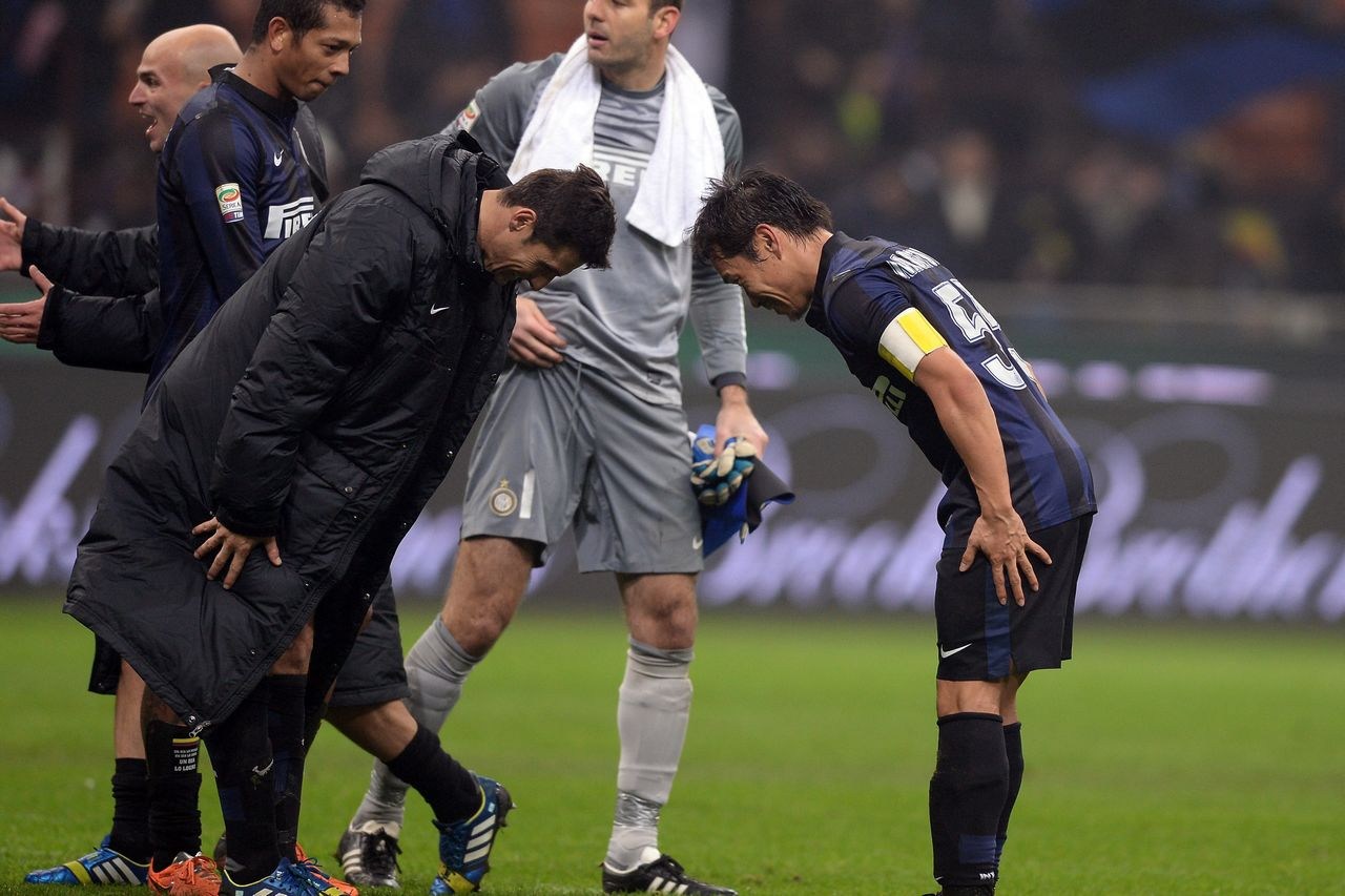 他是日本巨星豪门主力，一人身价等半支国足，前女友是AV*优女**！