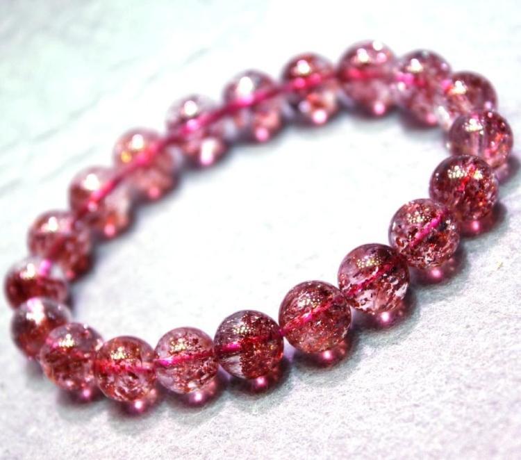 春末夏初，草莓之嫣红，水晶之媚生——草莓晶