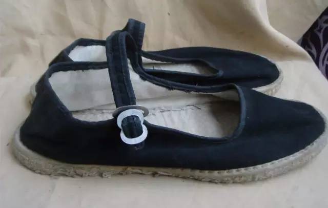 余文乐算毛线！我们的爸妈才是当年的“潮人”！