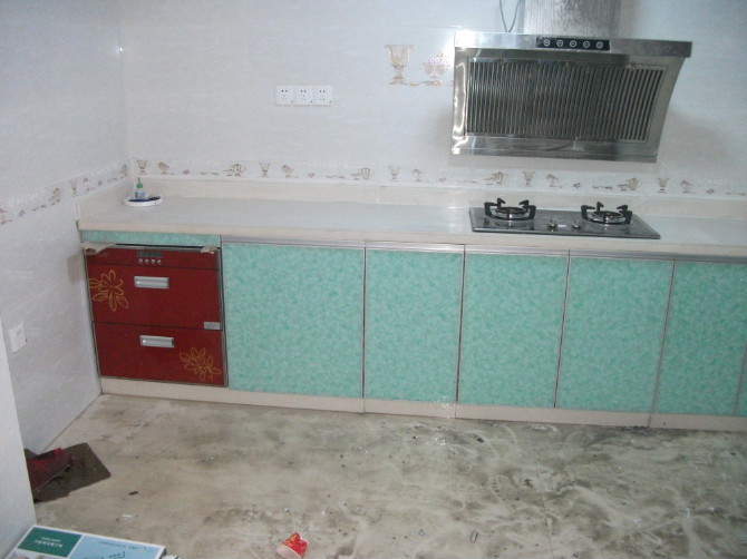 商品房3室一厅的装修图纸,1楼110平方4房1厅装修图纸