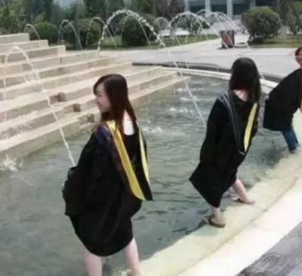 关于一树梨花压海棠的段子,一树梨花压海棠的经典诗句