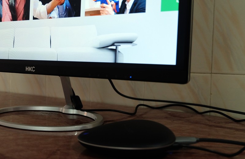 无频闪24寸显示器推荐,低蓝光不闪屏专业显示器