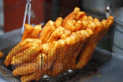 鄱阳县油条麻糍,江西鄱阳老油条怎么做