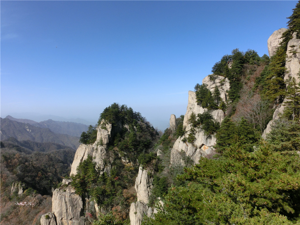 神鸡鸣瑞鸡峰插云——宝鸡鸡峰山景区