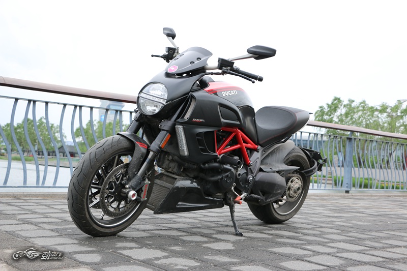 2019款杜卡迪大魔鬼diavel,2021款杜卡迪diavel评测