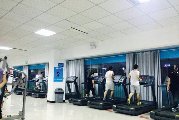 全荆州的美女型男都在这里了！你还不来？！