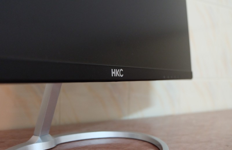 无频闪24寸显示器推荐,低蓝光不闪屏专业显示器