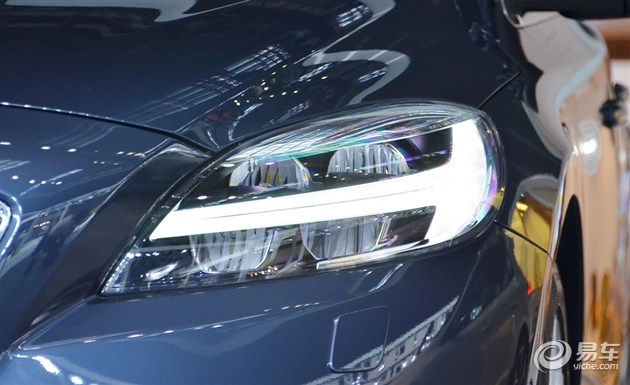 2017年沃尔沃v40智雅版落地价格,沃尔沃v40报价及图片2018款