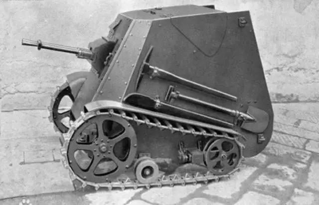 二战时期让德国闻风丧胆的坦克,意大利二战中的奇怪坦克