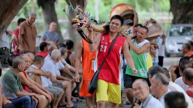 广东卫视出品的纪录片好评不断，再获三个国家级嘉奖！