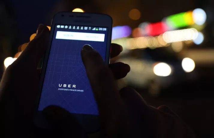 颇受争议的新CEO，能否扛起麻烦缠身的Uber？