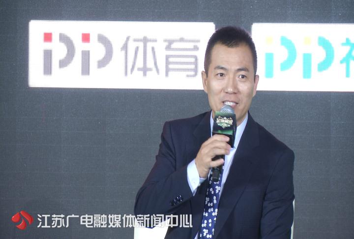 《足球解说大会》来啦！黄健翔韩乔生首度合体当导师