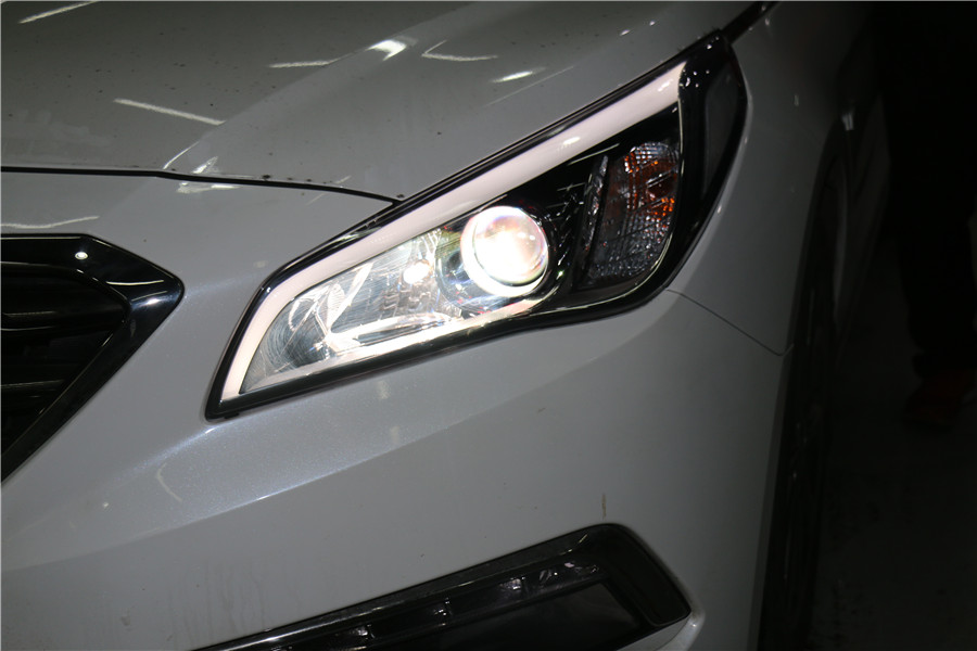 索纳塔九后雾灯led改装,索纳塔9车灯怎样换