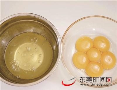 小朋友第一次做肉松小贝,自制肉松小贝好吃到飞起