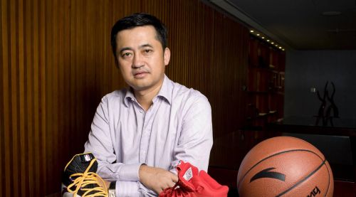 穷小子一万元起家赚17亿,农村穷小子进城打工