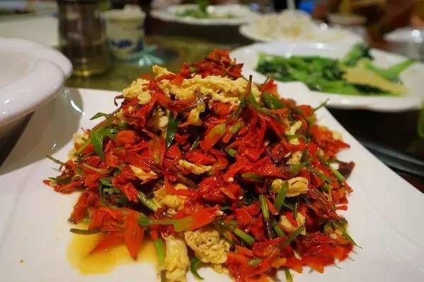 大武口呼伦贝尔风情园烤全羊团购,呼伦贝尔旅游必吃的十大特点美食