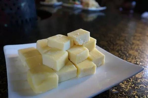 大武口呼伦贝尔风情园烤全羊团购,呼伦贝尔旅游必吃的十大特点美食