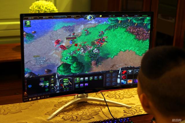 aoc27寸显示器玩游戏有多爽,aoc曲面显示器打什么游戏合适