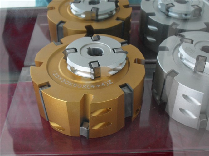 金属陶瓷复合材料刀具加工,碳纤维复合材料加工刀具