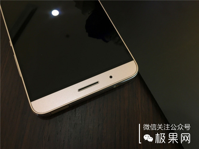 光荣7i手机深度体验,光荣7i全面屏