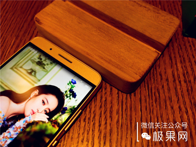 光荣7i手机深度体验,光荣7i全面屏