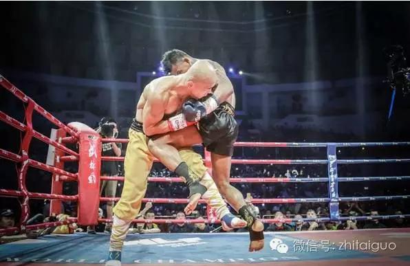 中国武僧完胜对方,中国武僧vs日本武士