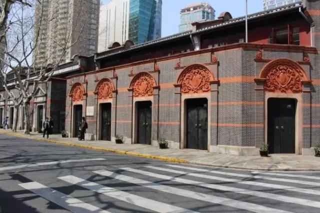 上海地铁10号线各站点有哪些景点,上海地铁沿线风景点