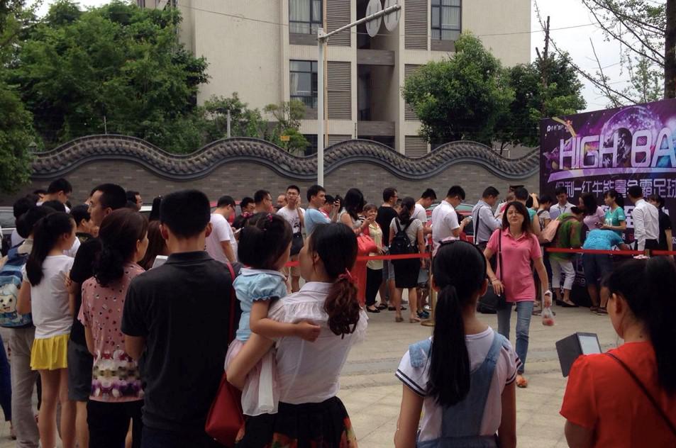 马明宇说足球,马明宇踢球