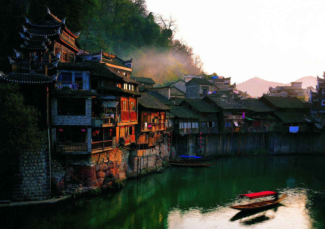 湘西张家界旅游团五天四晚纯玩团,张家界自助旅游攻略大全