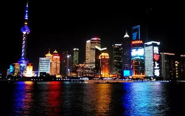 上海地铁10号线各站点有哪些景点,上海地铁沿线风景点