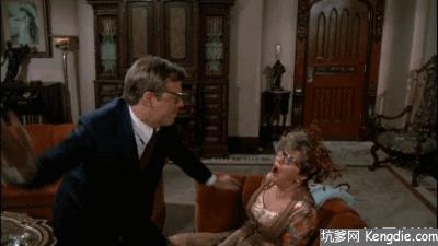 以撕女人开黄腔为乐的王思聪，怎么还有那么多人争着喊老公！