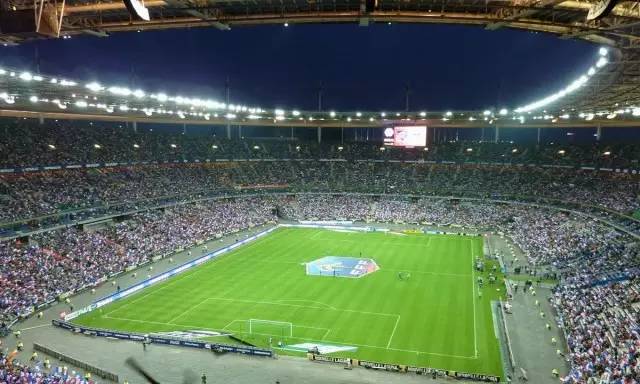 了解高尔夫每一根球杆的知识,了解高尔夫球的知识