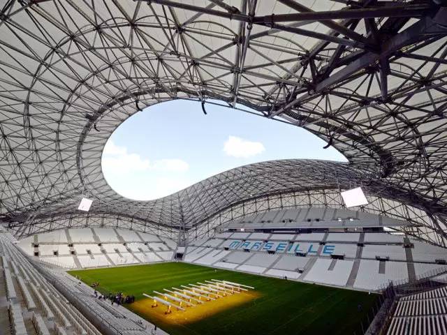 了解高尔夫每一根球杆的知识,了解高尔夫球的知识