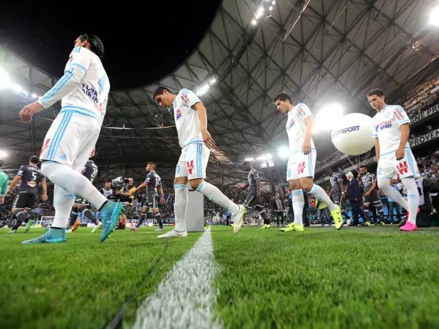 了解高尔夫每一根球杆的知识,了解高尔夫球的知识