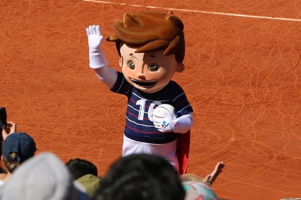 2016娆ф床鏉淮鍩冩媺,鍑嗗鐔鐪嬫娲叉澂