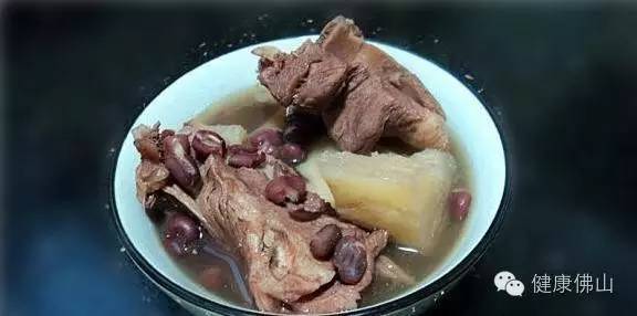 小孩热痱子的最佳处理方法,娃儿热起痱子了一般多久能好