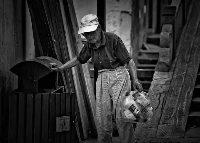 父亲节酒干倘卖无舞蹈完整版,父亲节酒干倘卖无童声版主歌部分