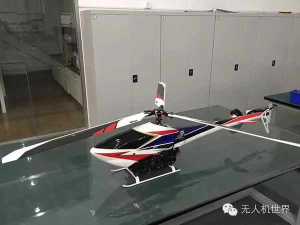 北京飞手张丰：第一次飞25B直升机时双手发抖,附赠新手指南