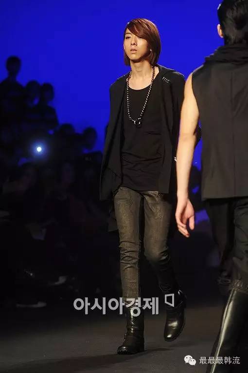 我们相爱很多年为什么就离别了,我们相爱很多年是哪首歌歌词